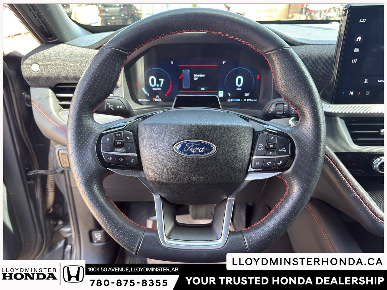 2025 Ford Explorer ST-Line-15