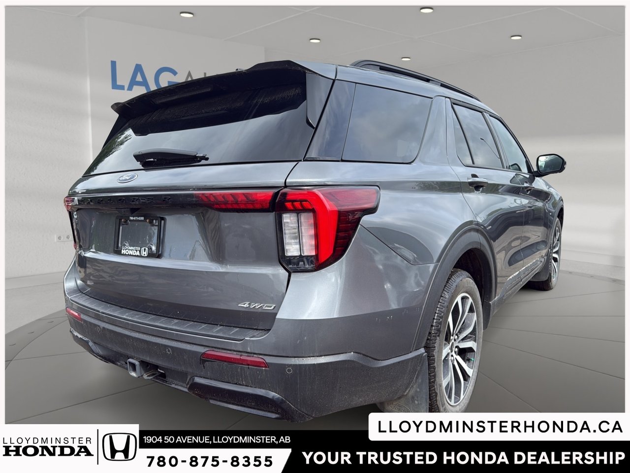 2025 Ford Explorer ST-Line-4
