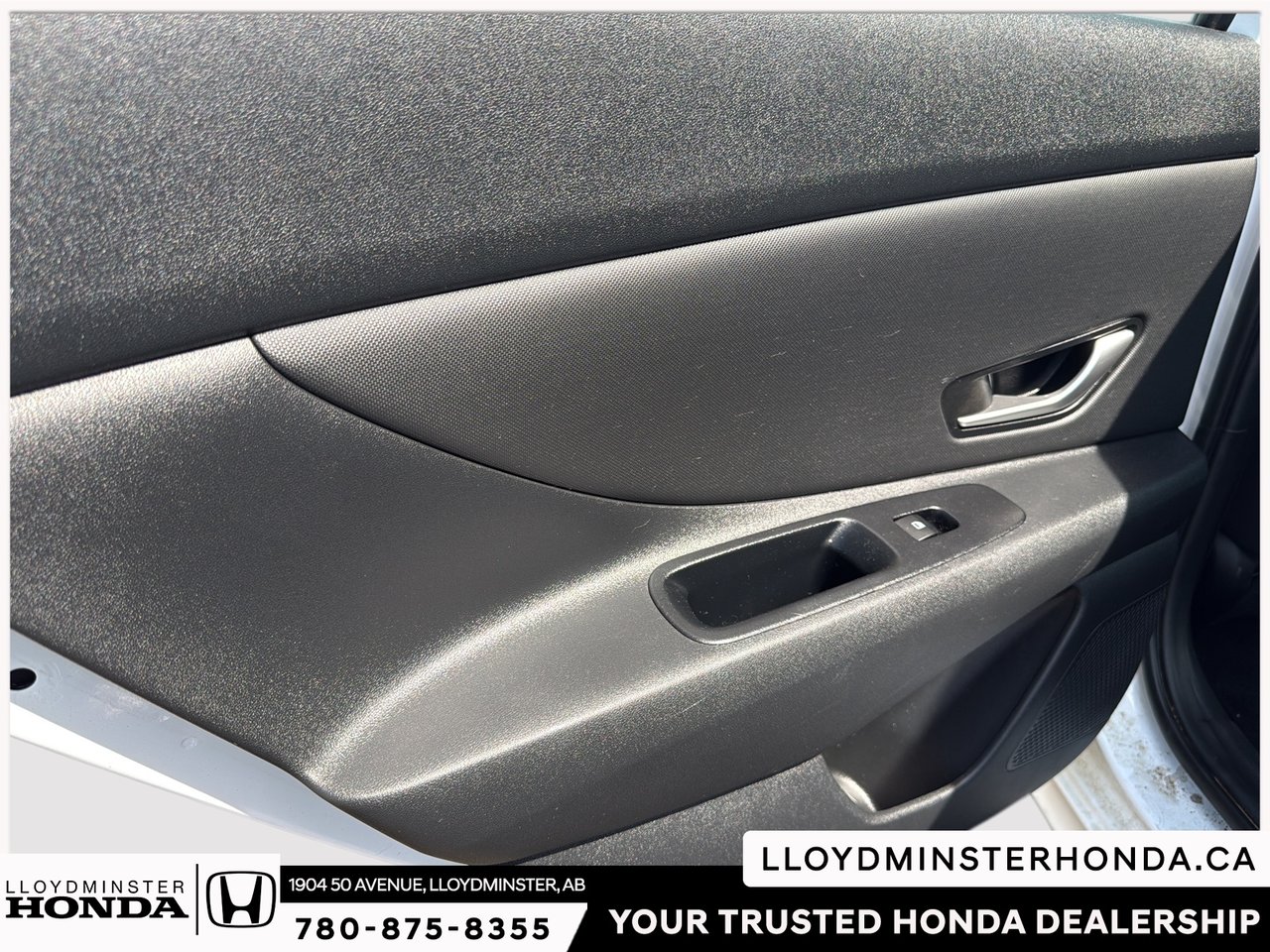 2024 Hyundai Elantra Preferred-10