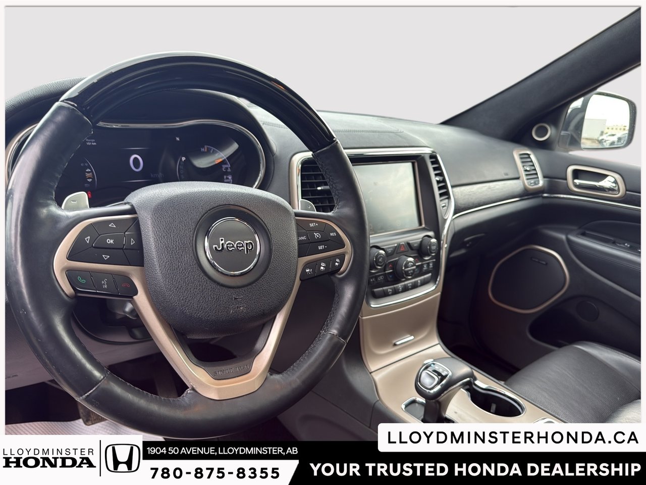 2015 Jeep Grand Cherokee Summit-12