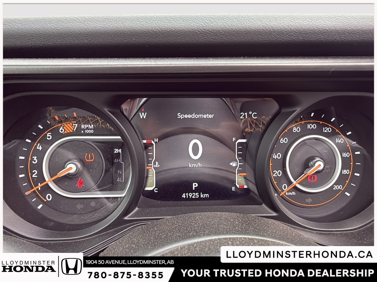 2024 Jeep Wrangler Sahara-16