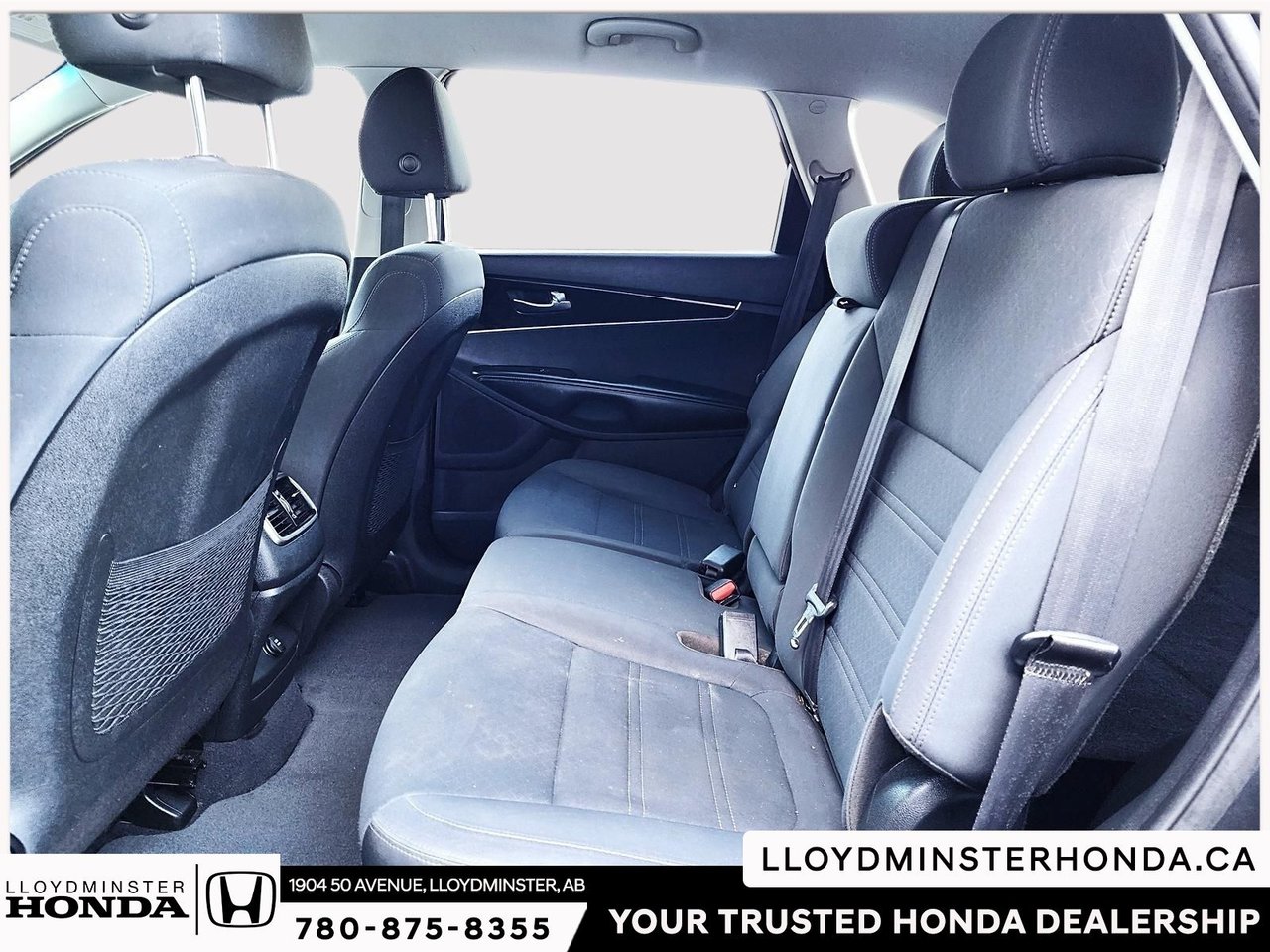 2020 Kia Sorento LX-12