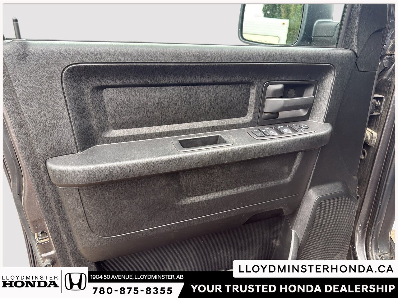 2023 Ram 1500 Classic Express-10