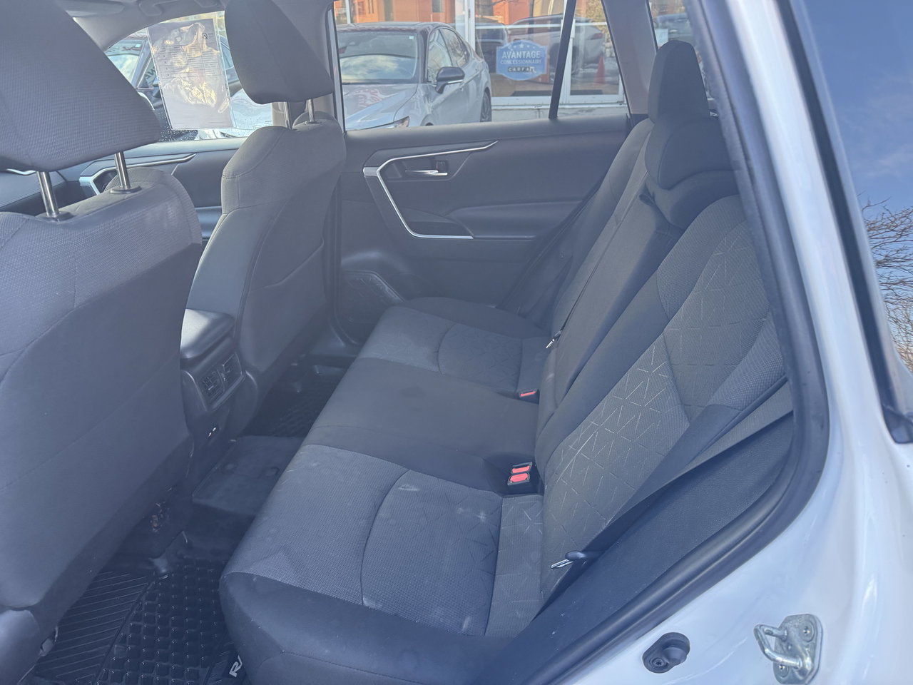 Toyota RAV4 XLE 2021-16