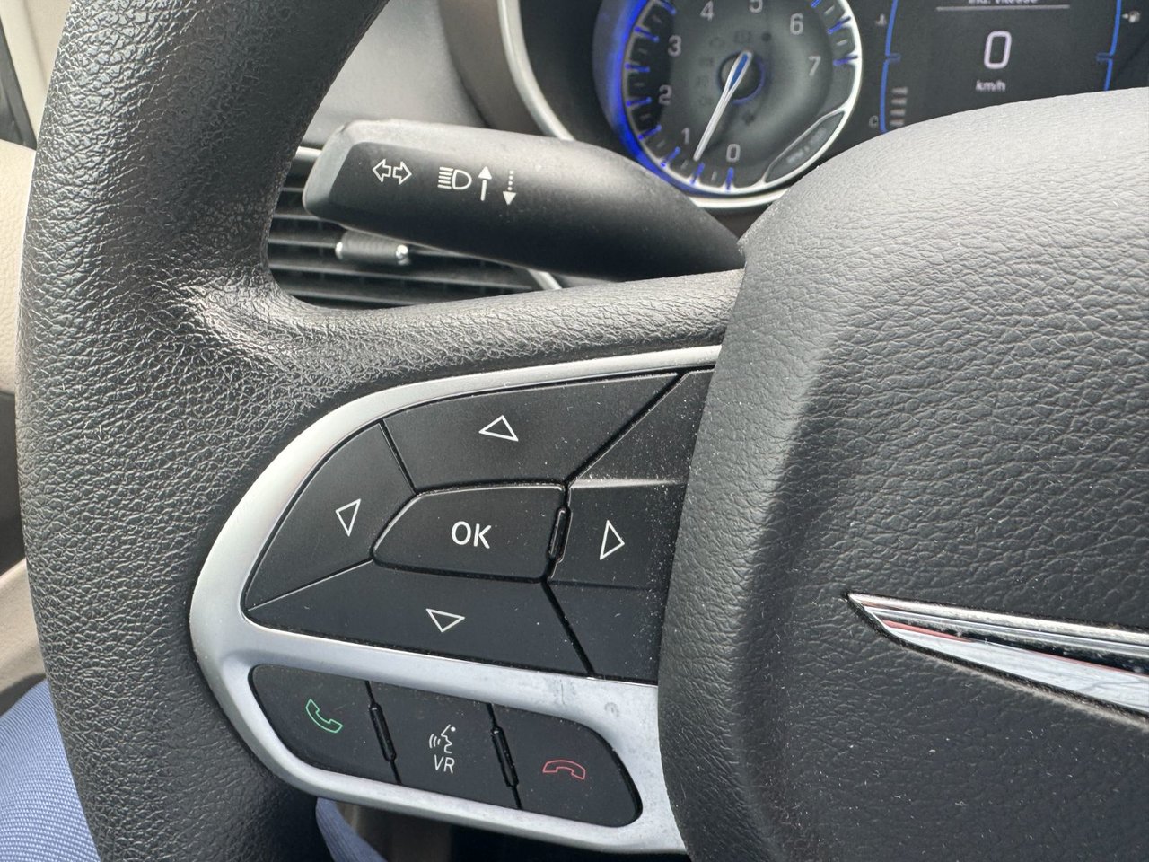 2017 Chrysler Pacifica Touring-22