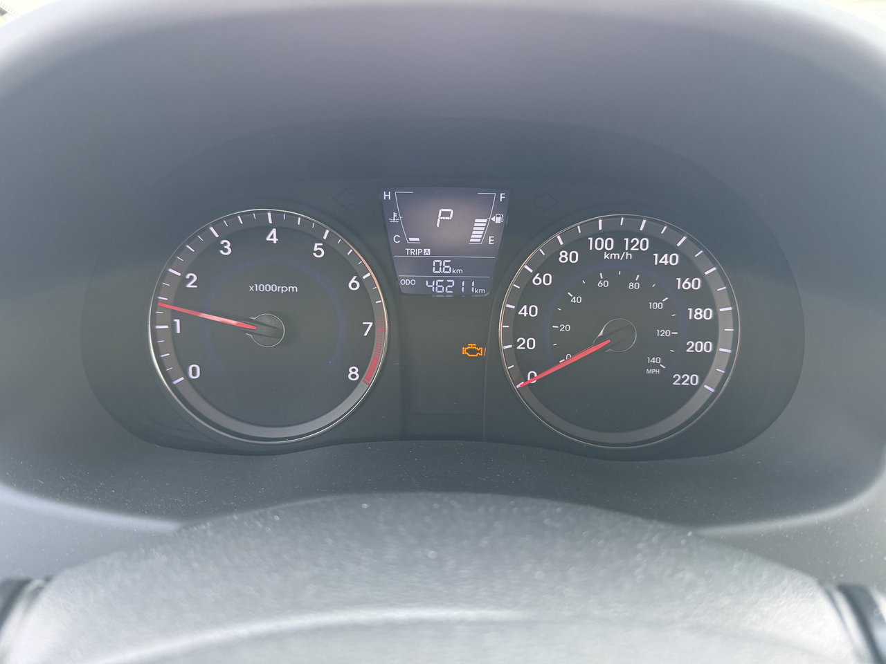 2012 Hyundai Accent L-11