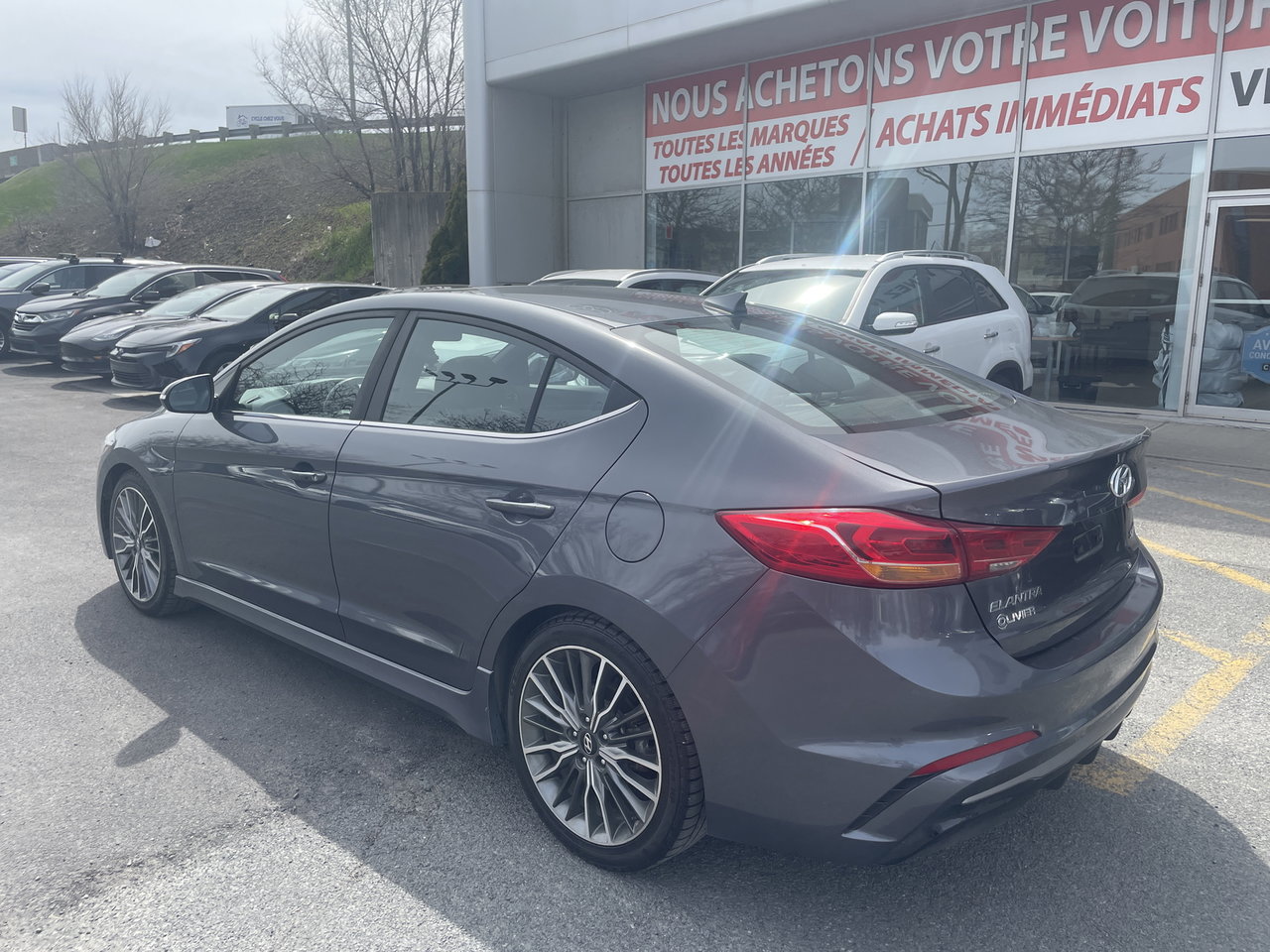 2018 Hyundai Elantra Sport-2