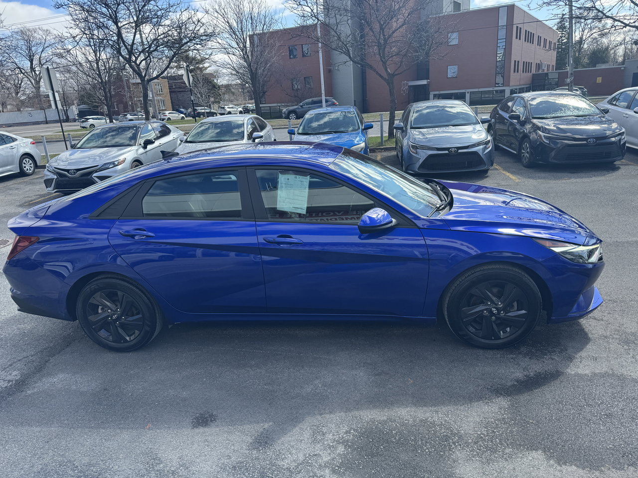 Hyundai Elantra Preferred 2021-20