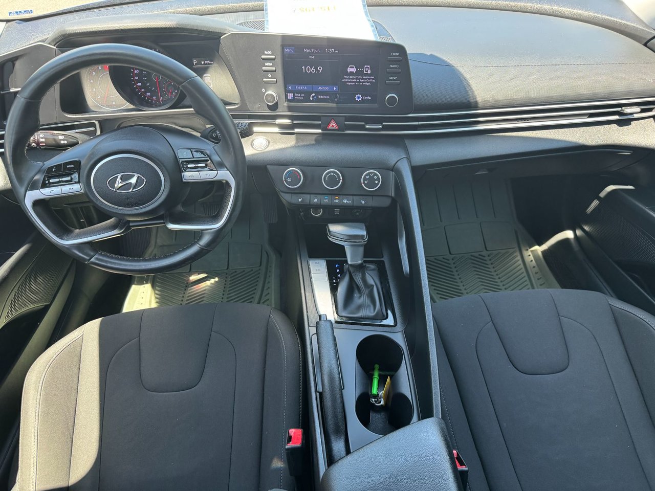 Hyundai Elantra Preferred 2021-9