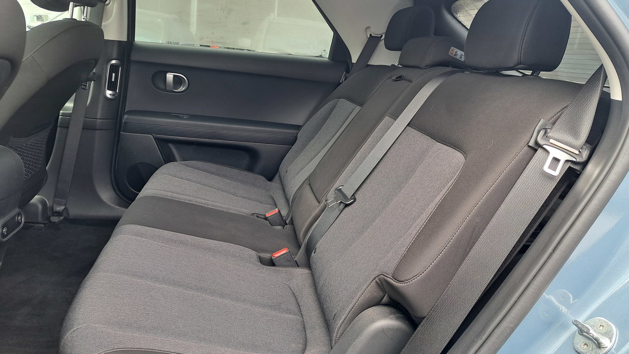 2023 Hyundai IONIQ 5 Preferred-25