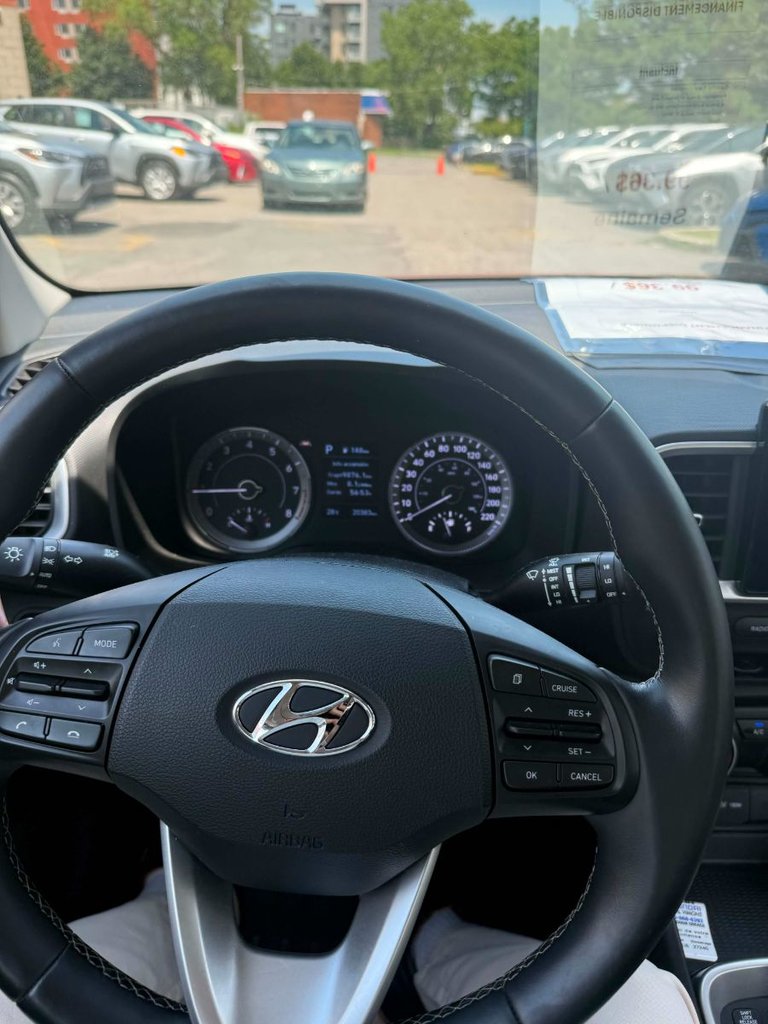 2022 Hyundai Venue SE Preferred-10