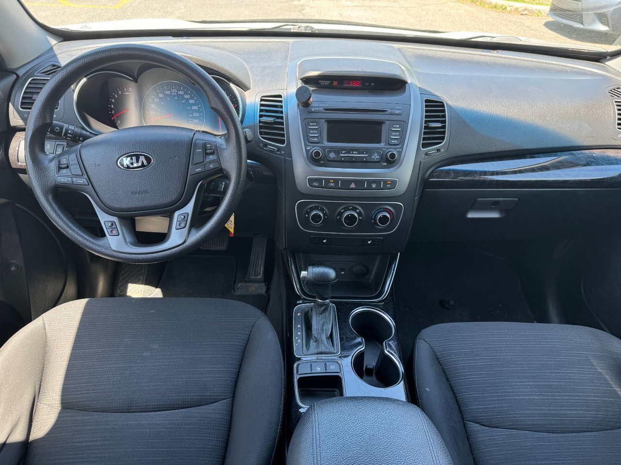 2014 Kia Sorento-11