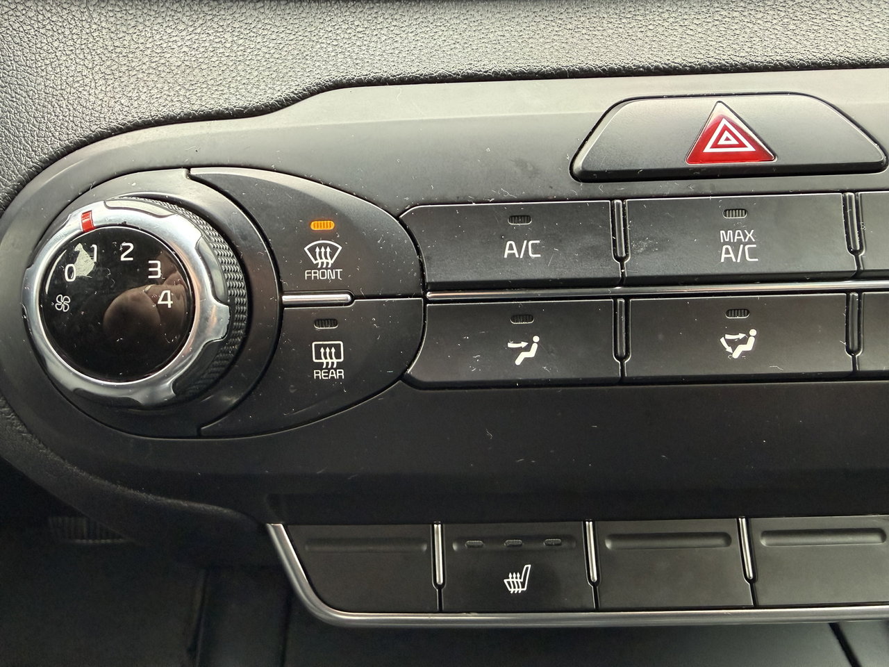 Kia Sorento 2.0L Turbo LX+ 2016-29