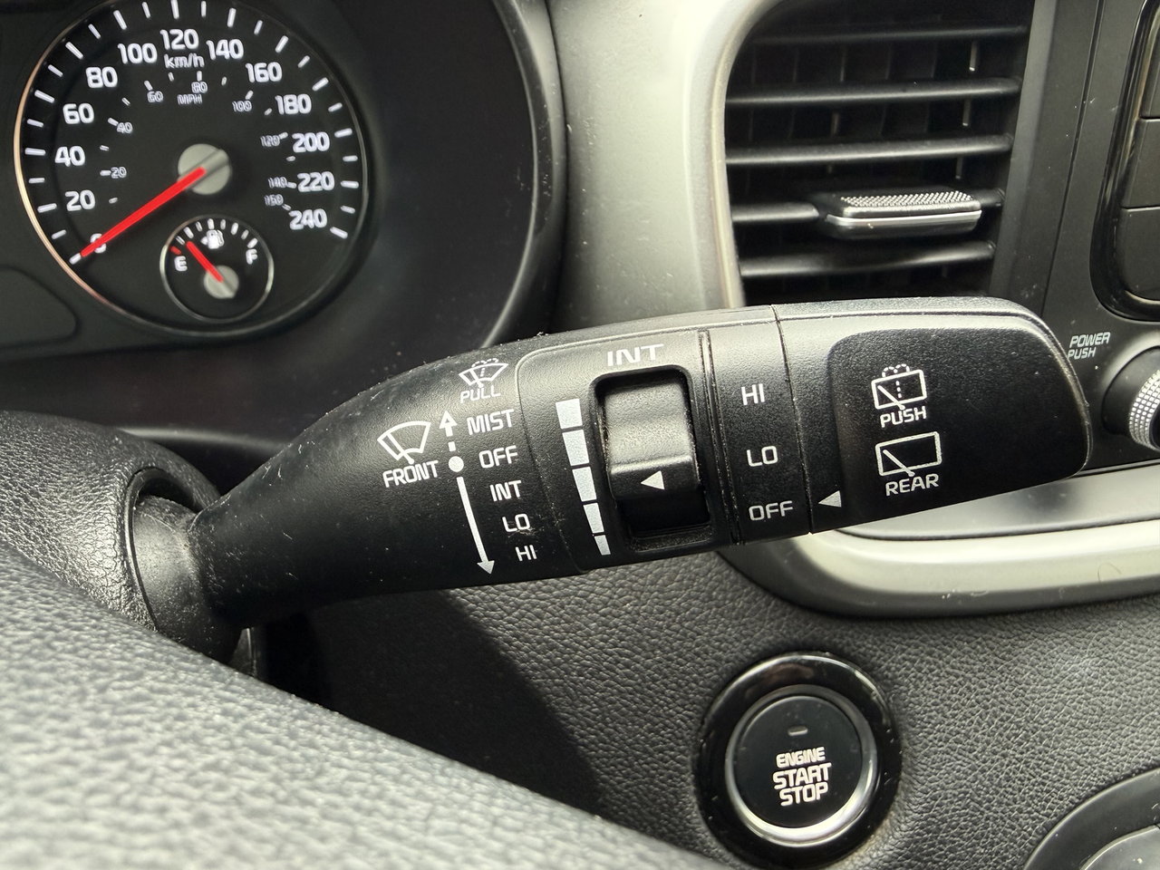 Kia Sorento 2.0L Turbo LX+ 2016-18