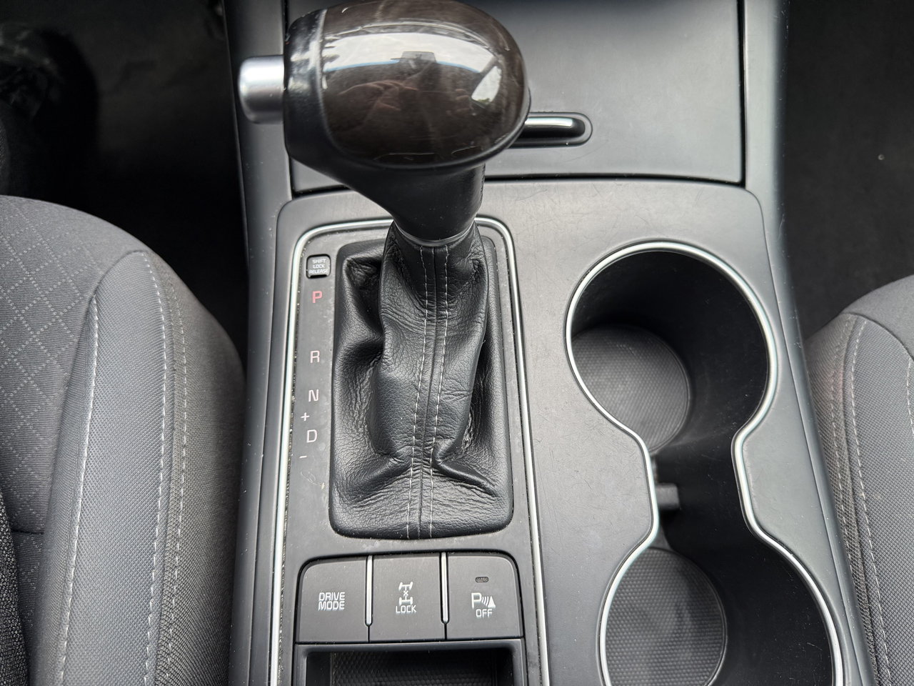 Kia Sorento 2.0L Turbo LX+ 2016-31