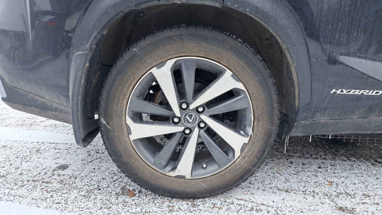 Lexus NX 300h 2019-40