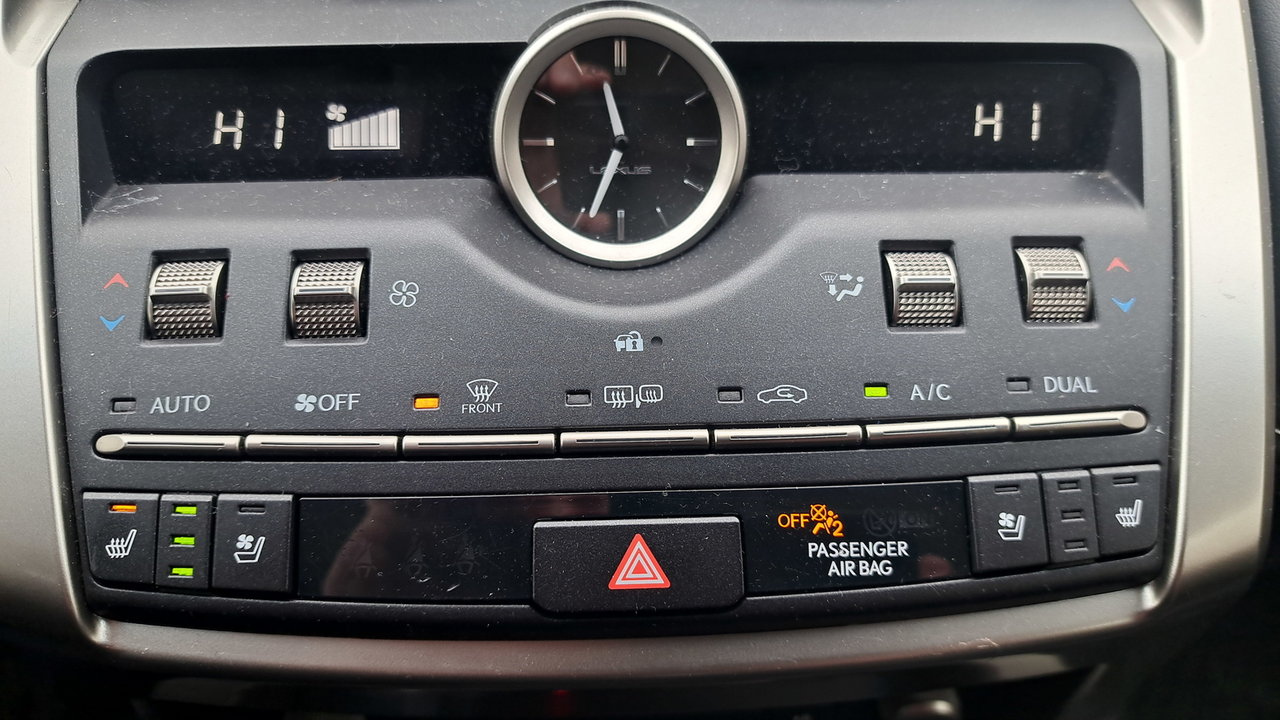 Lexus NX 300h 2019-22