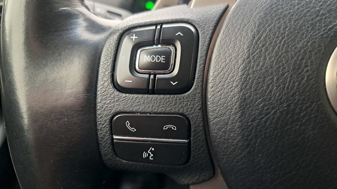 Lexus NX 300h 2019-16