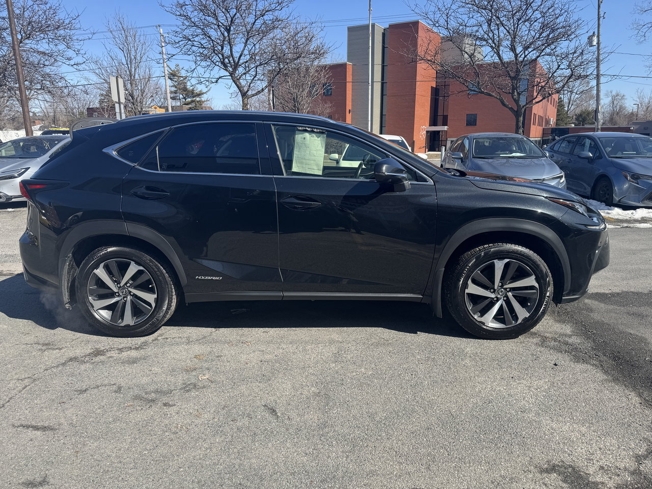 Lexus NX 300h 2019-5