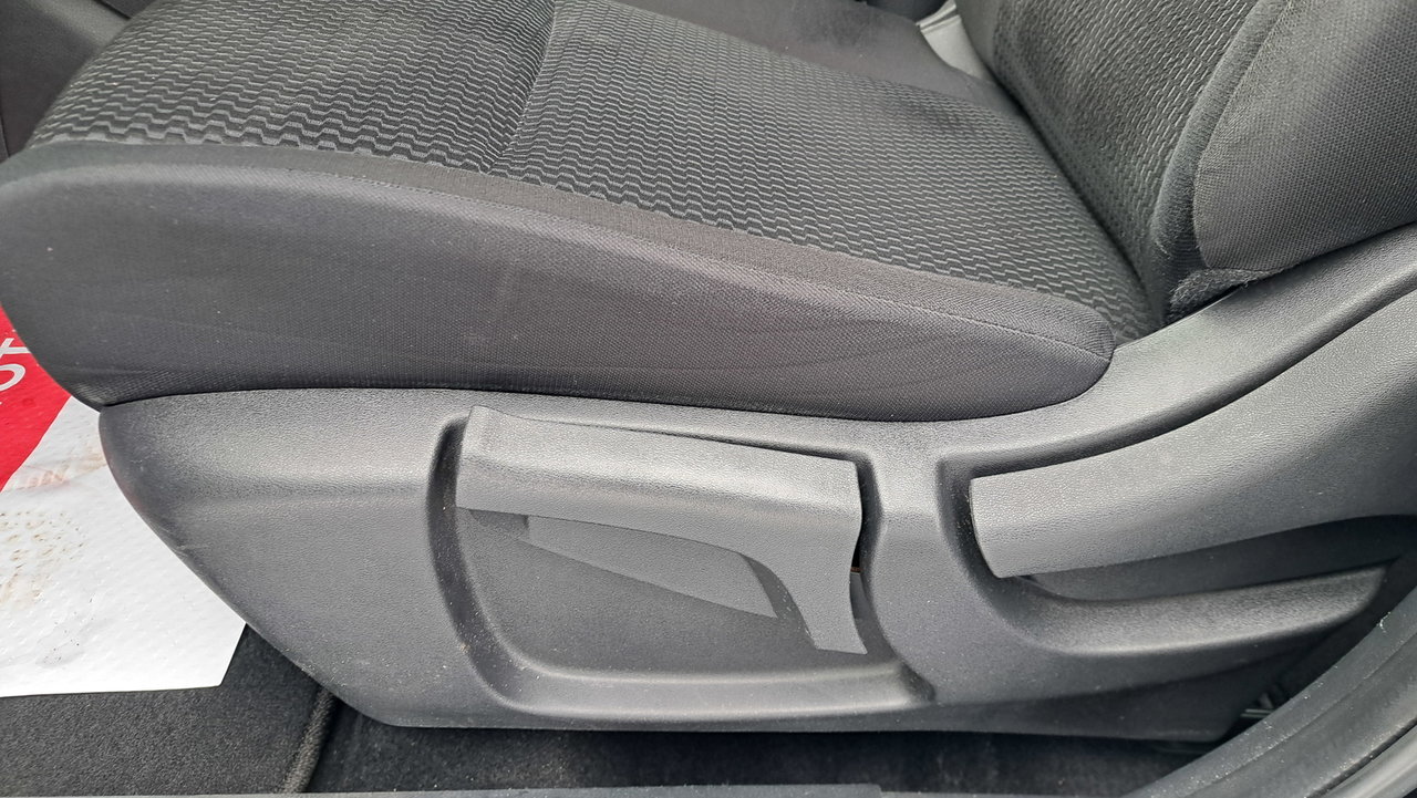 2021 Nissan Qashqai S-6