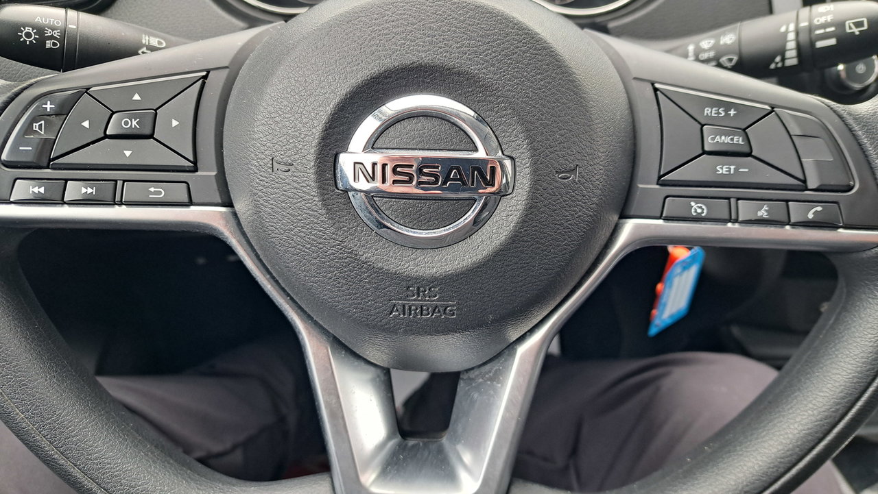 2021 Nissan Qashqai S-10