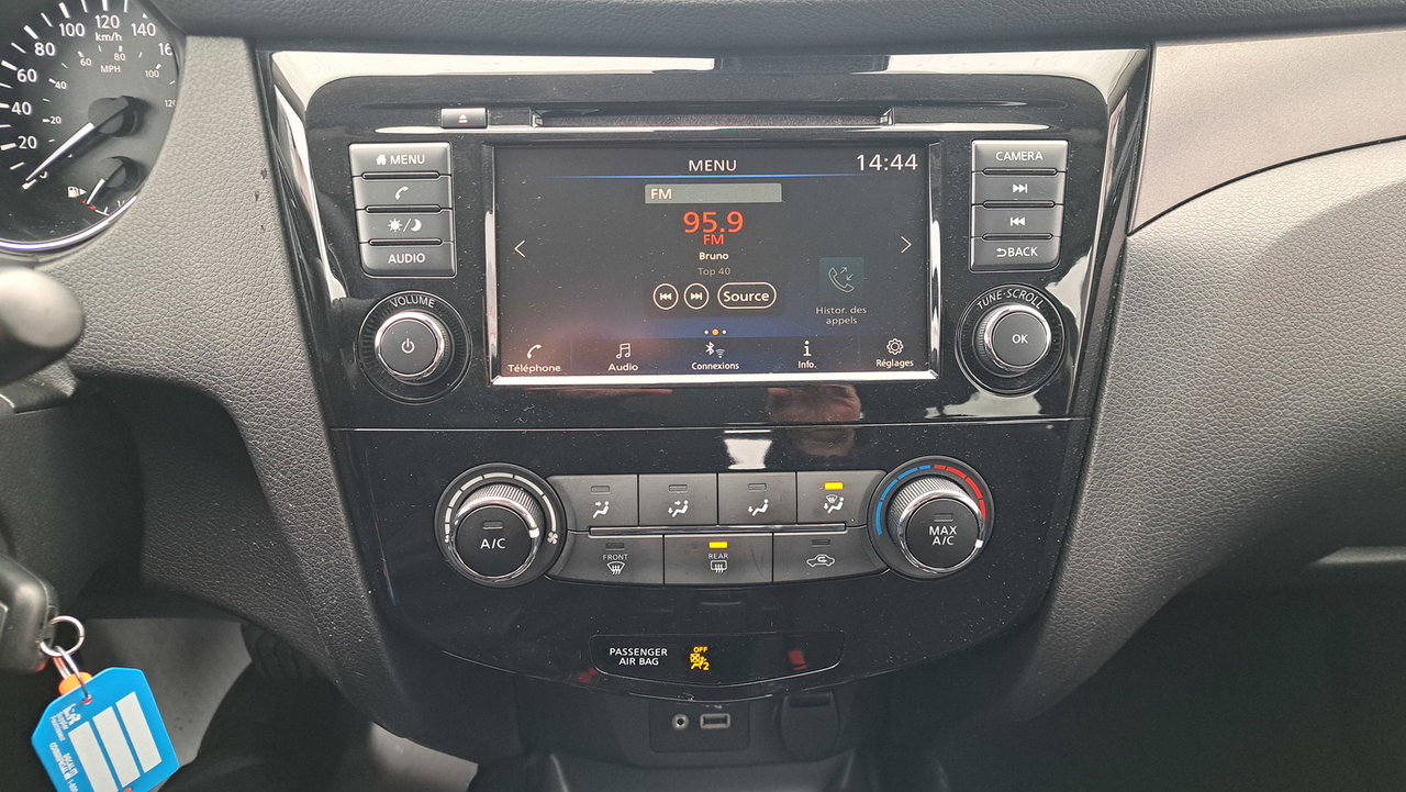 2021 Nissan Qashqai S-16