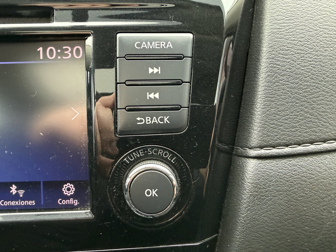 2018 Nissan Rogue SL-23