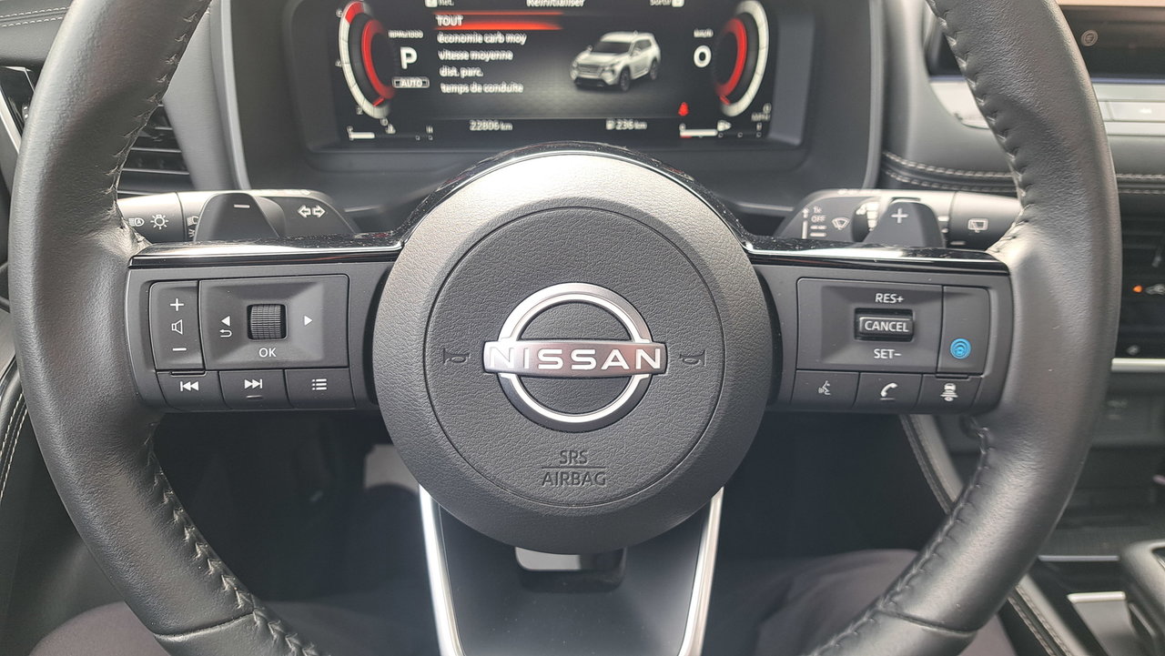 2024 Nissan Rogue Platinum-10