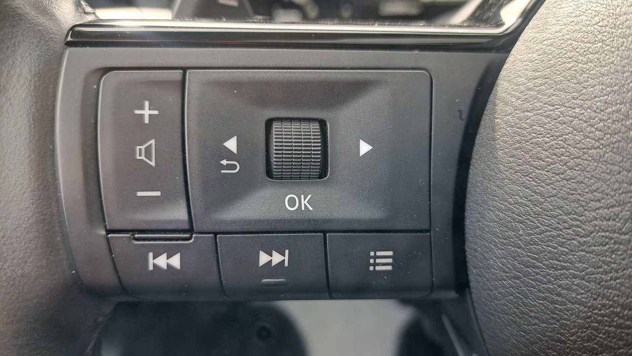 2024 Nissan Rogue Platinum-14