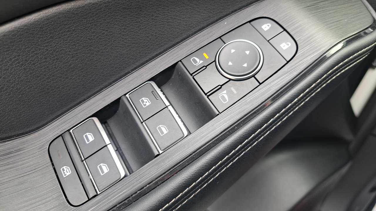 2024 Nissan Rogue Platinum-28