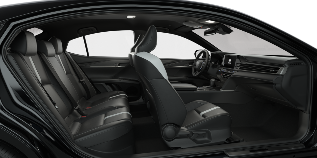 2025 Toyota Camry Hybrid SE-12