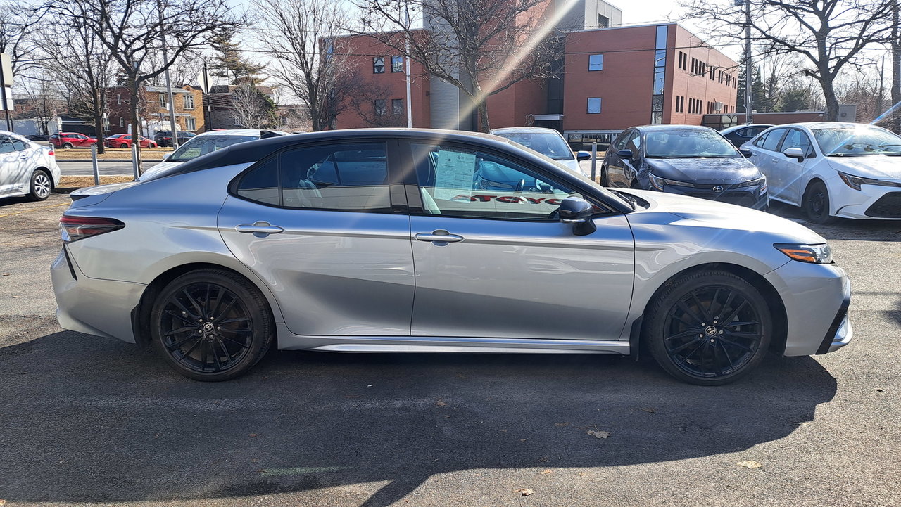 Toyota Camry Hybrid XSE 2023-2