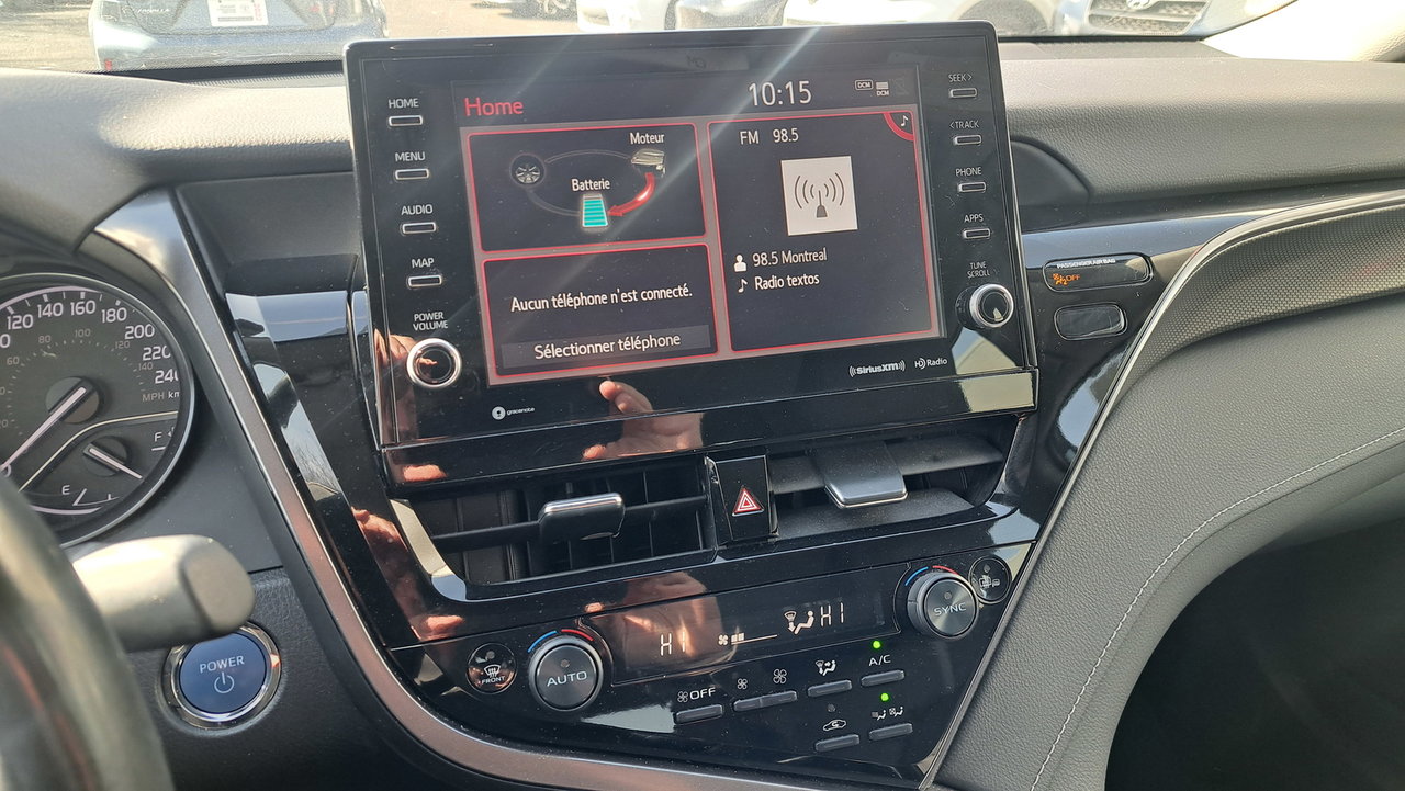 Toyota Camry Hybrid XSE 2023-16