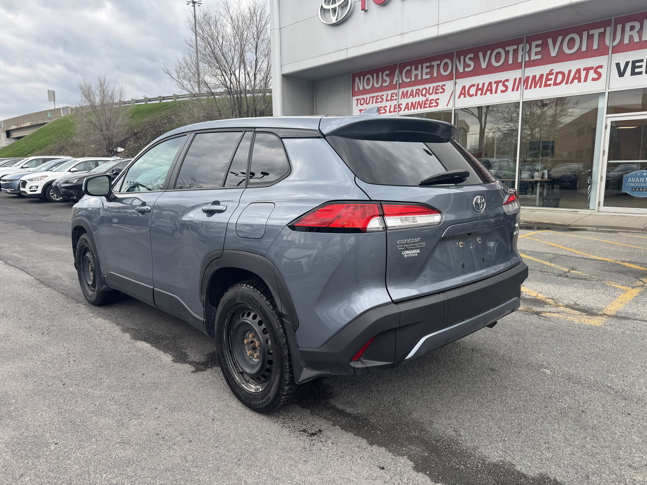2022 Toyota Corolla Cross LE-2