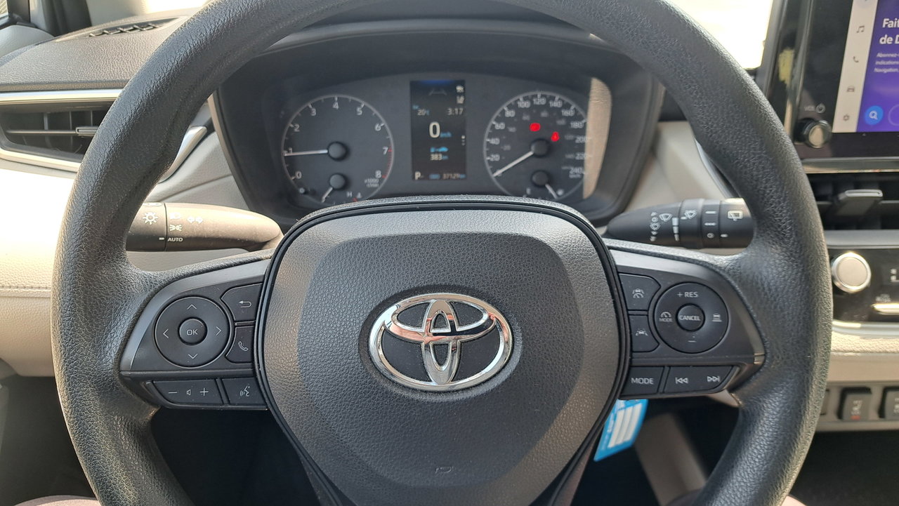 2023 Toyota Corolla Cross L-10
