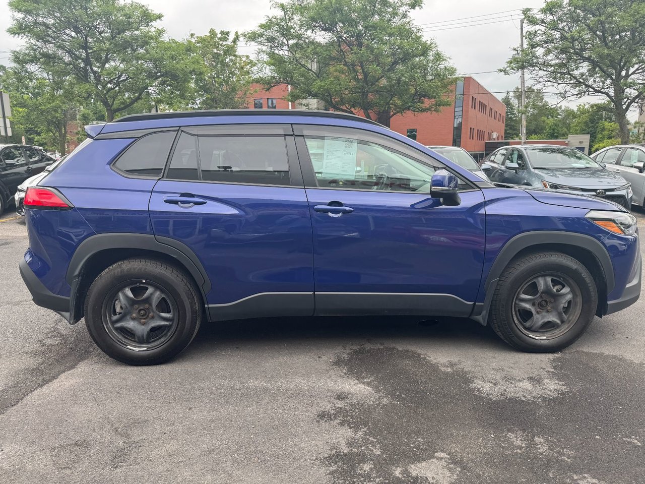 Toyota Corolla Cross LE 2023-5