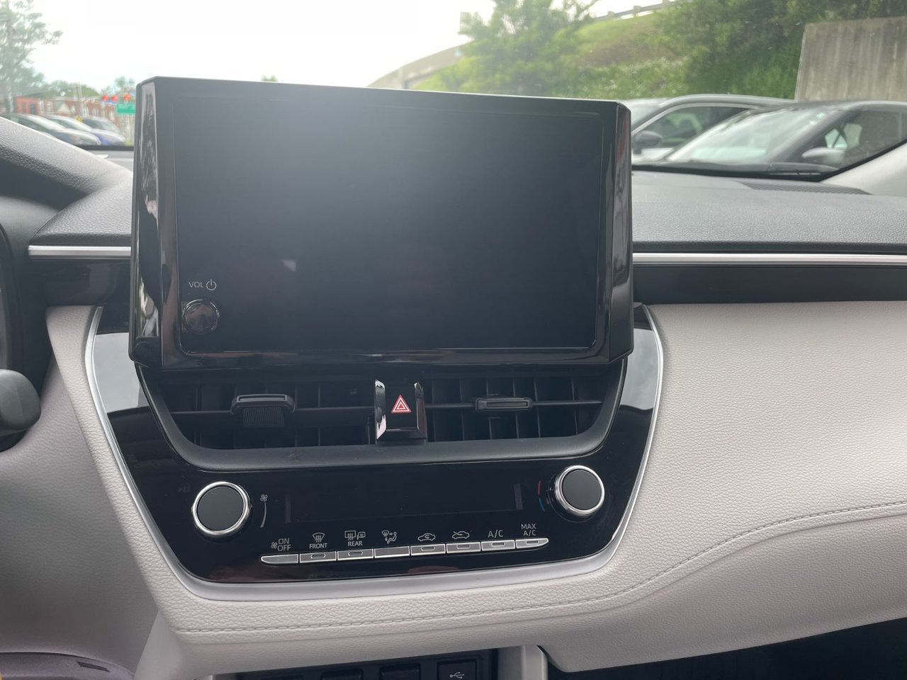 Toyota Corolla Cross L 2024-10