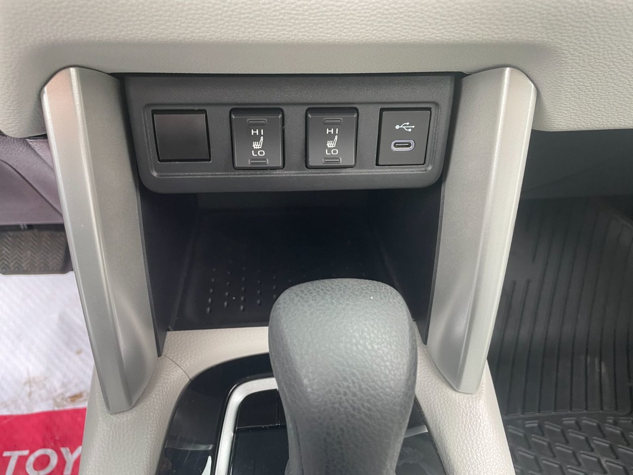 Toyota Corolla Cross L 2024-11