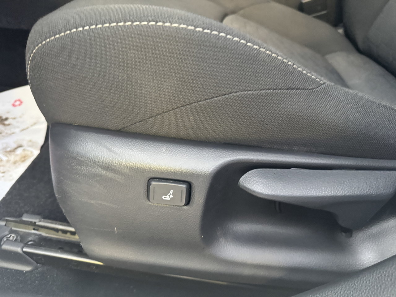 2020 Toyota Corolla Hatchback-12