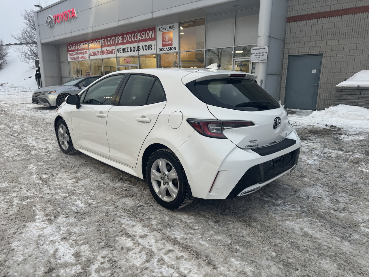 2020 Toyota Corolla Hatchback-2