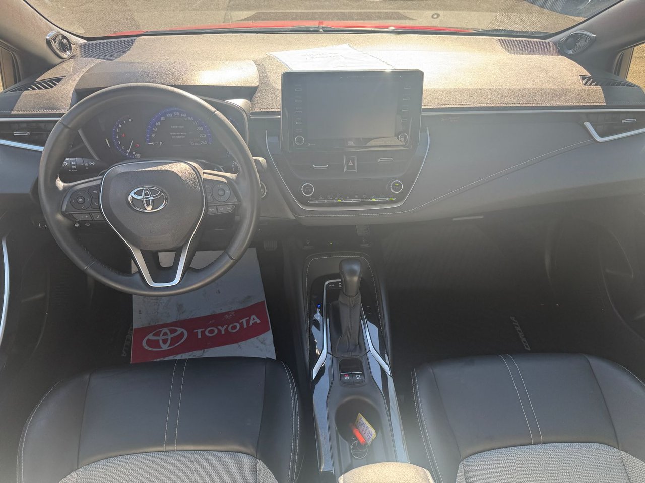 Toyota COROLLA HATCHBACK CVT XSE 2022-8