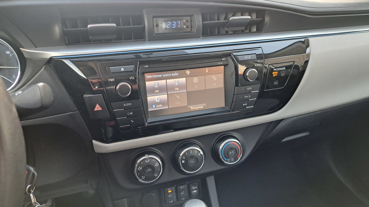 Toyota Corolla LE 2014-17