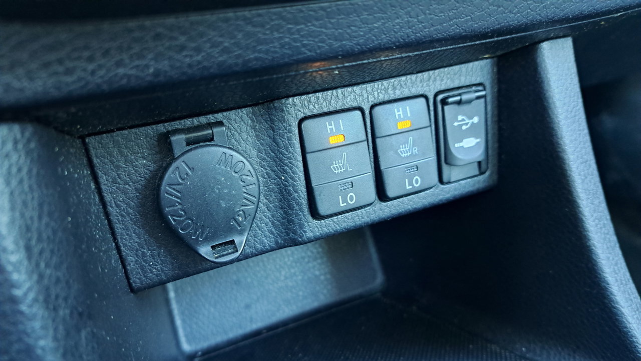 Toyota Corolla LE 2014-21