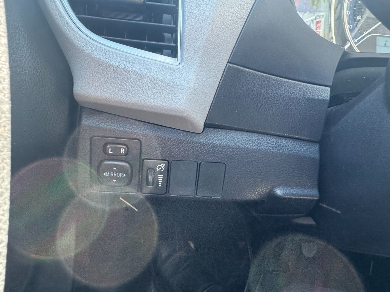 Toyota Corolla L 2016-14
