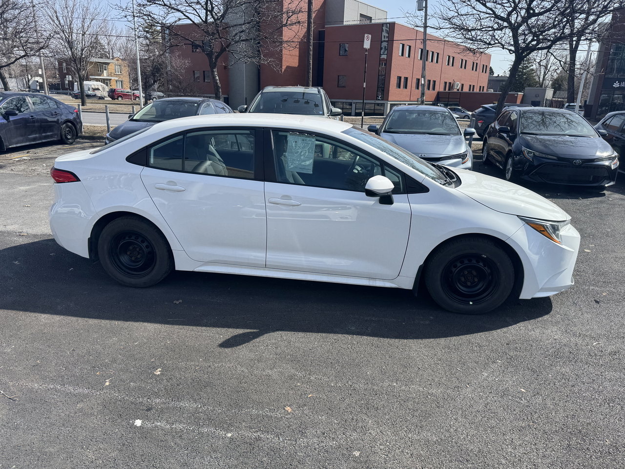 Toyota Corolla L CVT 2020-2