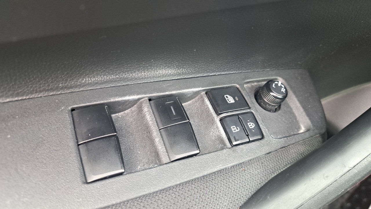 Toyota Corolla L CVT 2020-21