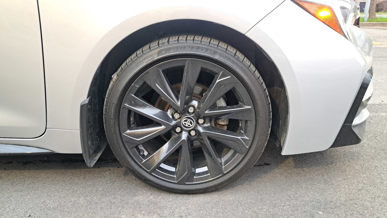 Toyota Corolla XSE CVT 2023-33
