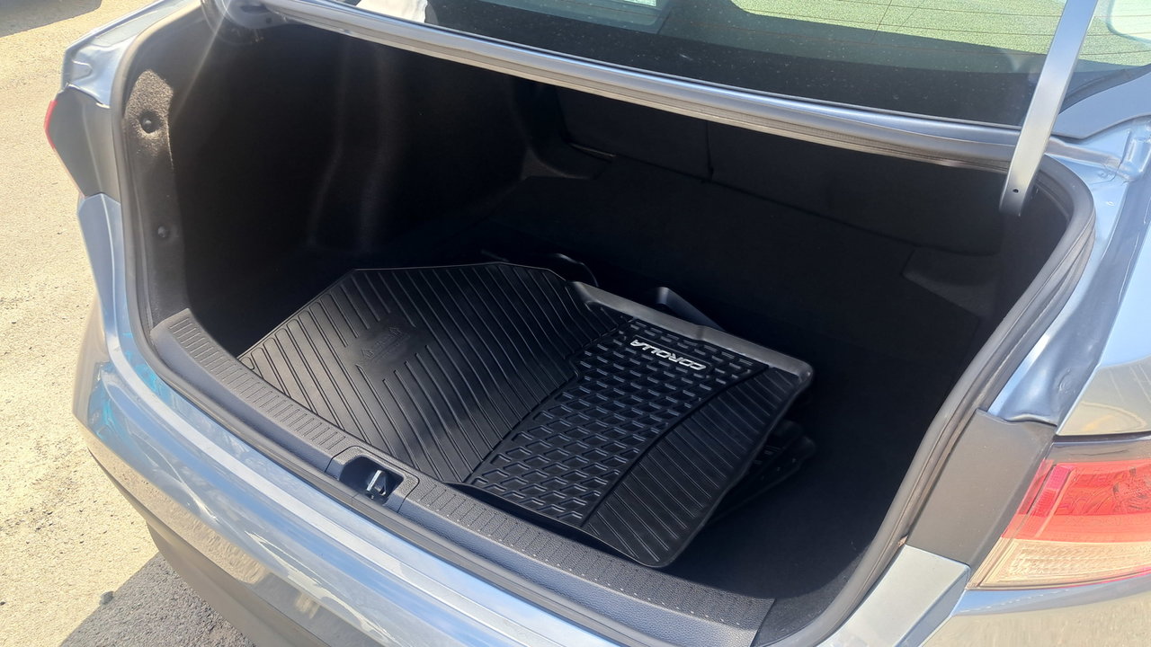 2023 Toyota Corolla-29