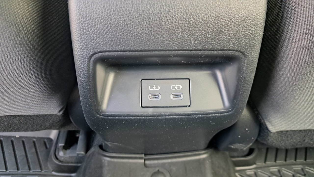 Toyota Corolla  2023-28