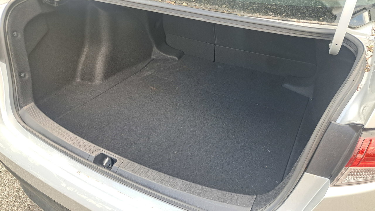 Toyota Corolla  2023-31